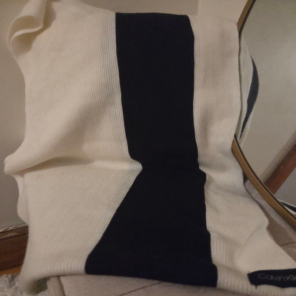 Calvin Klien cream and black stripe loop scarf
